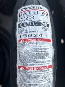 Bridgestone 15924 Battlax S23 Hypersport Front Motorcycle Tire 120/70ZR-17 (58W) - Bild 1 von 2