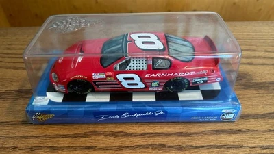 2003 1:24 Dale Earnhardt Jr #8 DEI Monte Carlo Winner's Circle Foto 1 de 4