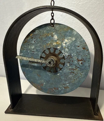 Reloj de pared Art Deco de cobre hecho a mano original, decoración de arte de pared de metal Foto 1 de 4