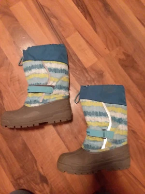  LL. Botas de invierno Bean Kids talla 6 forro extraíble artículo # 244869 con forros adicionales Foto 1 de 4