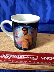 Vtg 1983 The Star Trek Mug Collection Captain Kirk Commander - Pre-owned - Picture 1 of 8