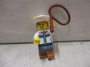 Lego Cowgirl Mini Figure A - Picture 1 of 2
