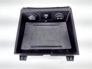 HYUNDAI IONIQ AE WIRELESS SMARTPHONE CHARGING STATION 95560-G2500 / 22055082 - Picture 1 of 6