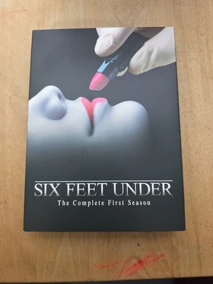 Six Feet Under - The Complete First Season (DVD, 2012, 4-Disc Set) - Image 1 of 4