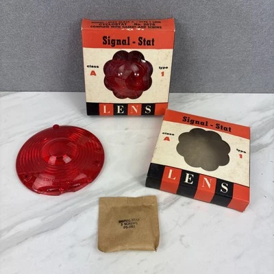 2 NOS Vintage SIGNAL STAT CYCLOSTAT Red Marker Lamp Light LENS #2678 - Изображение 1 из 4