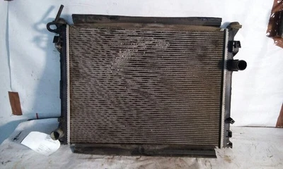 Dodge Challenger SXT 2013 radiador 3,6 litros automático Foto 1 de 4