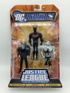 DC Universe JLU 3-Pack Bruce Wayne Batman Beyond Warhawk (beschädigte Verpackung) - Bild 1 von 7