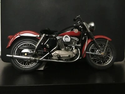 Franklin Mint 1:10 Die Cast 1957 Harley Davidson XL Sportster Bike/Motorcycle  - Image 1 of 4