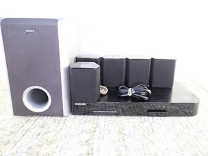 Samsung HTJ4500 5.1 canali 3D Blue-Ray sistema home theater aggiornato SS WS31 sub - Foto 1 di 24