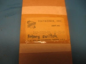 Tektronix 262-0728-00 Lever switch - Picture 1 of 1