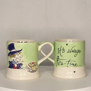 Vtg Mad Hatter Drink Me Alice in Wonderland by Whittard of Chelsea Set of 2 Mugs - Picture 1 of 11