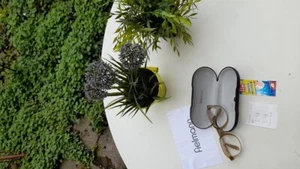 Lesebrille OIK Laola verglast von Fielmann in Sehstärke R: +3,75 Dpt, L: +3,25 - Bild 1 von 24