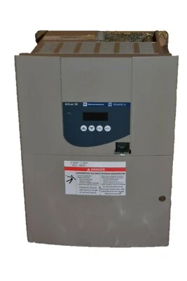 SQUARE D / SCHNEIDER ELECTRIC ATV28HU90N4U 7.5HP 460 VAC ALTIVAR 28 DRIVE  - Image 1 of 4