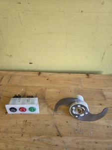 SWITCH (39106) & BLADE (27061) für Robot Coupe R2 kommerzielle Küchenmaschine - Bild 1 von 7