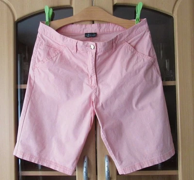 UP2 FASHION Damen Bermuda Shorts Gr. 40/42 ( siehe Maße ) Hell - lachs - Bild 1 von 2