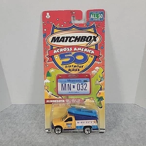 Matchbox Across America Minnesota Ford F-Series Fire Rescue Truck Raft 1/79 #032 - Picture 1 of 4