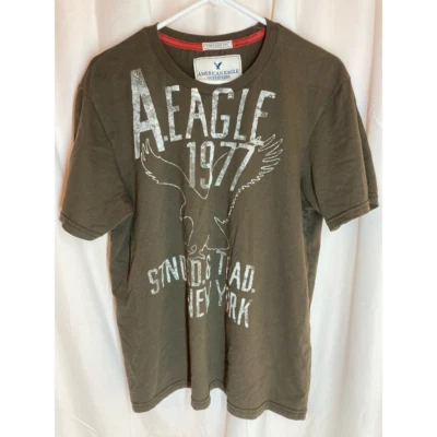 Camiseta gráfica American Eagle Outfitters 1977 para hombre verde marrón ajuste vintage L Foto 1 de 4