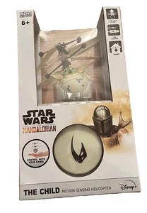 Star Wars Mandalorian The Child Baby Yoda World Tech Motion Sense Helicopter - Picture 1 of 3