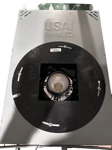 USED USAI LIGHTING BeveLED DIMMABLE DOWN LIGHT BLACK HOUSING 4" INCH SQUARE LED - Picture 1 of 4