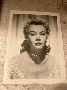 Vintage Photo Vera Allen The Belle Of New York Times Square March 22, 1952 B&W - Picture 1 of 2