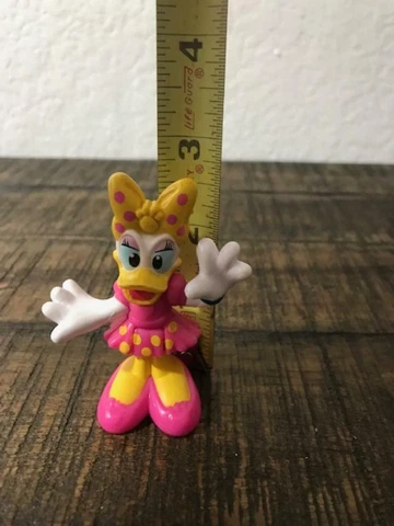 DISNEY DAISY DUCK PVC FIGURE CAKE TOPPER Cover
