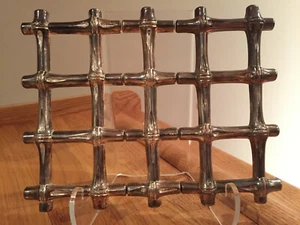 Leonard Silverplate Espansione Bambù Design Trivets dall'ITALIA ~ VINTAGE MCM ~ OTTIME CONDIZIONI - Foto 1 di 9