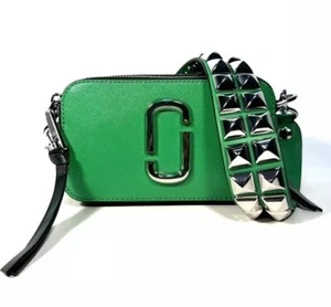 Bolso de Hombro MARC JACOBS Instantánea Cuero Saffiano Verde Helecho (Precio de venta sugerido por el fabricante $395) - Imagen 1 de 16