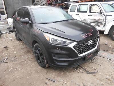 Used Front Left Lower Lower Control Arm Front fits: 2020 Hyundai Tucson gasoline - Imagem 1 de 4