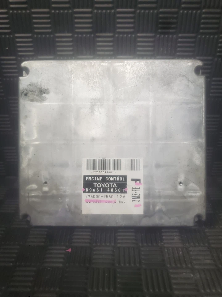 Módulo de control del motor Lexus RX330 2004 2005 3,3 L ECM 89661-48501 3 MZFE Foto 1 de 4