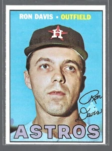 Ron Davis 1967 Topps Baseball ROOKIE Card #298-Houston Astros - Picture 1 of 2