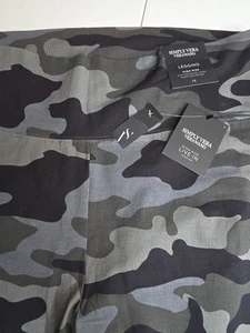 SIMPLY VERA Vera Wang 1X Women's Leggings Camouflage Camo Pants Stretchy -306 - Picture 1 of 7