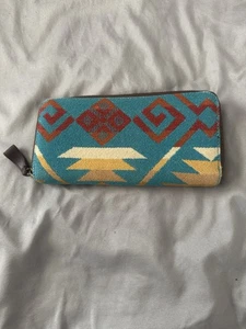 Pendleton Wool Wallet, Zip Around, Excellent Condition - Picture 1 of 4