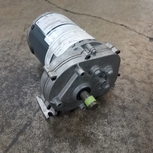 Dayton 1LPP2A, 5KH33GNC140B, A/C Geared Motor, 1/4 HP, 1725 RPM, Ratio: 29:1 - Picture 1 of 10
