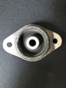 OEM OMC 986425, 3853972 Rear Mount Assembly - Imagen 1 de 3