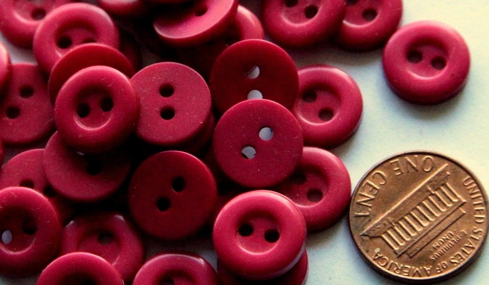 36 Amaranth Pinkish Red Small Plastic Sew-through Buttons 1/2" 12MM Lot # 2045 - Image 1 of 1