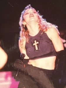Madonna 1985 Virgin Tour Concert Photo Crop Top Cross 3.5 x 5.25 Like a Virgin - Picture 1 of 3