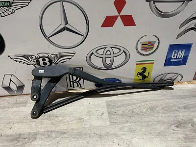 Mercedes-Benz E-Class E 220 CDi 2009-13 Left Front Windshield Wiper Blade Arm - Image 1 of 4