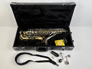 Sassofono vintage Jupiter Capital Edition CES-760 con custodia e cinturino made in Taiwan - Foto 1 di 24