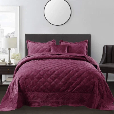 Super Soft Microplush 4-Piece Bedspread Set – Warm, Cozy Bedding for Queen/King - Image 1 of 4