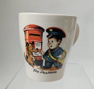 Vintage kleiner "DER POSTBOTE", HUND & BRIEFKASTEN Keramik Kinderbecher Tasse - Bild 1 von 9