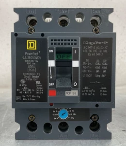 INTERRUTTORE POWERPACT QUADRATO D GJL36050M05 VIAGGIO ISTATANEO SOLO 50 A 3P - Foto 1 di 7