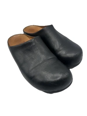 FitFlop Shuv Leather Clogs Shoes Black Leather Mules Size 6 - $160 - Image 1 of 4