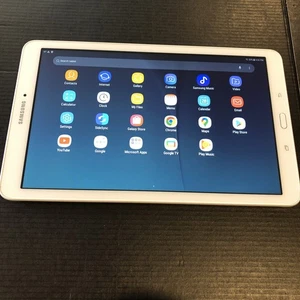 Samsung Galaxy Tab E 9.6in 16GB WiFi Android Tablet SM-T560 - White - Picture 1 of 14