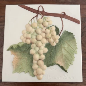 Vintage Tile Art Porcelian 3D - White Muscat Blanc Wine Grapes Signed Ron Goeke - Picture 1 of 5