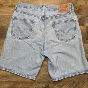 Levis 550 Denim Shorts Mens 34 Light Blue Relaxed Fit Casual Jorts Vintage Skate - Picture 1 of 5