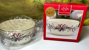 Lenox Winter Greetings small 5 inch holly ribbons ivory Christmas holiday bowl - Picture 1 of 10