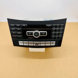 OEM 2014 Mercedes E250 E300 E350 E400 E550 HD Radio CD Head Unit A2129007425 - Picture 1 of 9