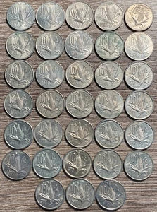 LOT of 32 - 1974-1979 Mexico 10 Centavos UNC Coins 10c Vintage World Collection - Picture 1 of 7