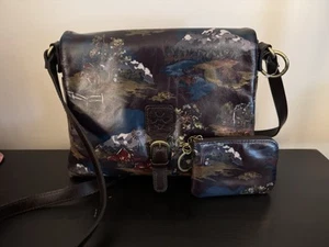 Bandolera Patricia Nash Mili Cuero Mediana Solapa Prarie Skies Montana Con Moneda Nueva - Imagen 1 de 6