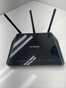 Netgear Nighthawk R6700v2 Smart Wi-Fi Router AC1750 Wireless Speed - Picture 1 of 6
